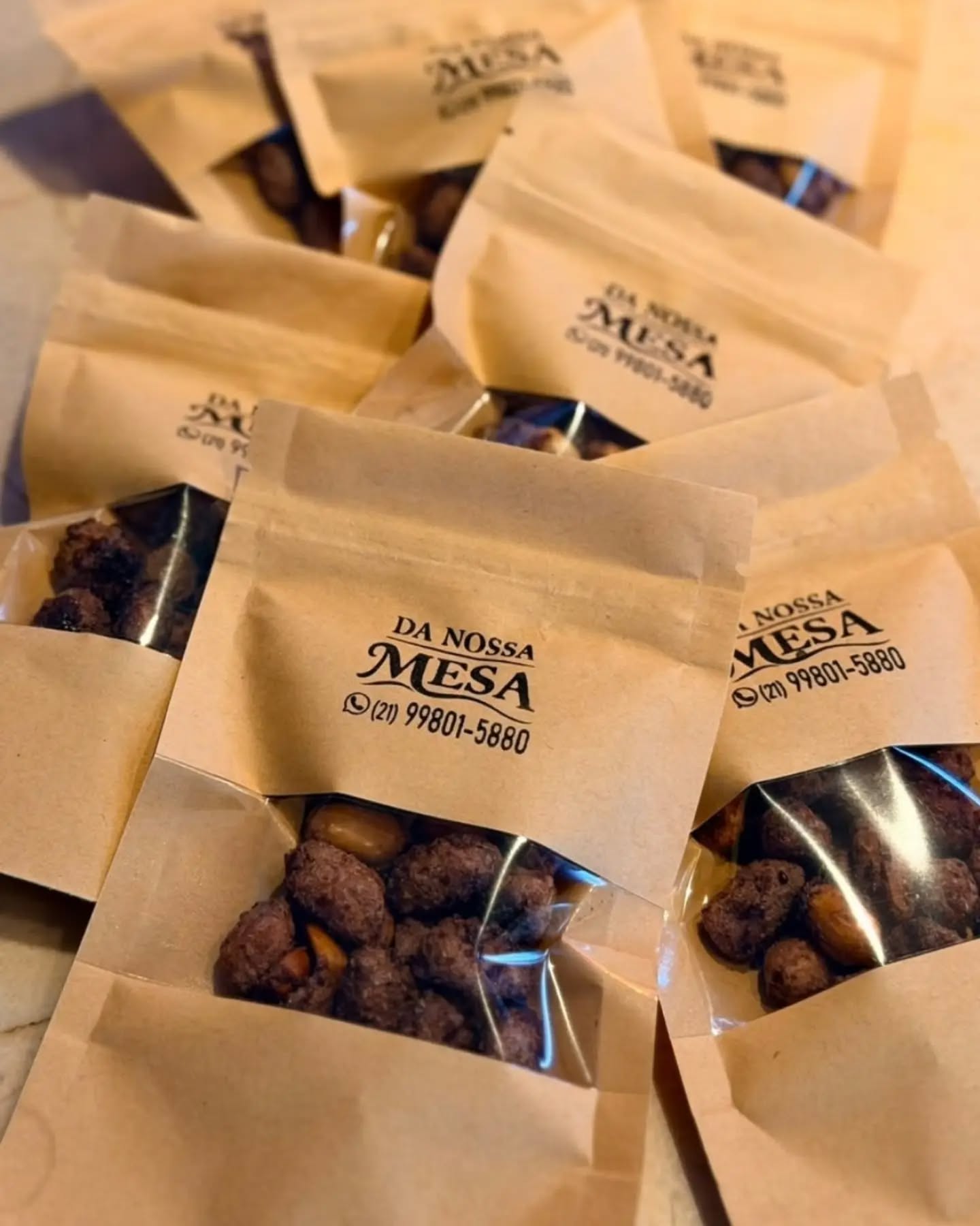 O Da Nossa Mesa agora faz parte da nossa seleção de sabores de Nova Friburgo.
Uma culinária libanesa feita com receitas que atravessam gerações e levam à mesa um pouco da tradição e da memória de família.
No Guia Habitare, você encontra mais informações e o contato para encomendas.
─
𝐇𝐨𝐭𝐞𝐥 𝐇𝐚𝐛𝐢𝐭𝐚𝐫𝐞
📍 Rua Augusto Cardoso, 71 - Centro
Nova Friburgo – RJ
#hotelhabitare #guiahabitare #novafriburgo #danossamesa #gastronomia