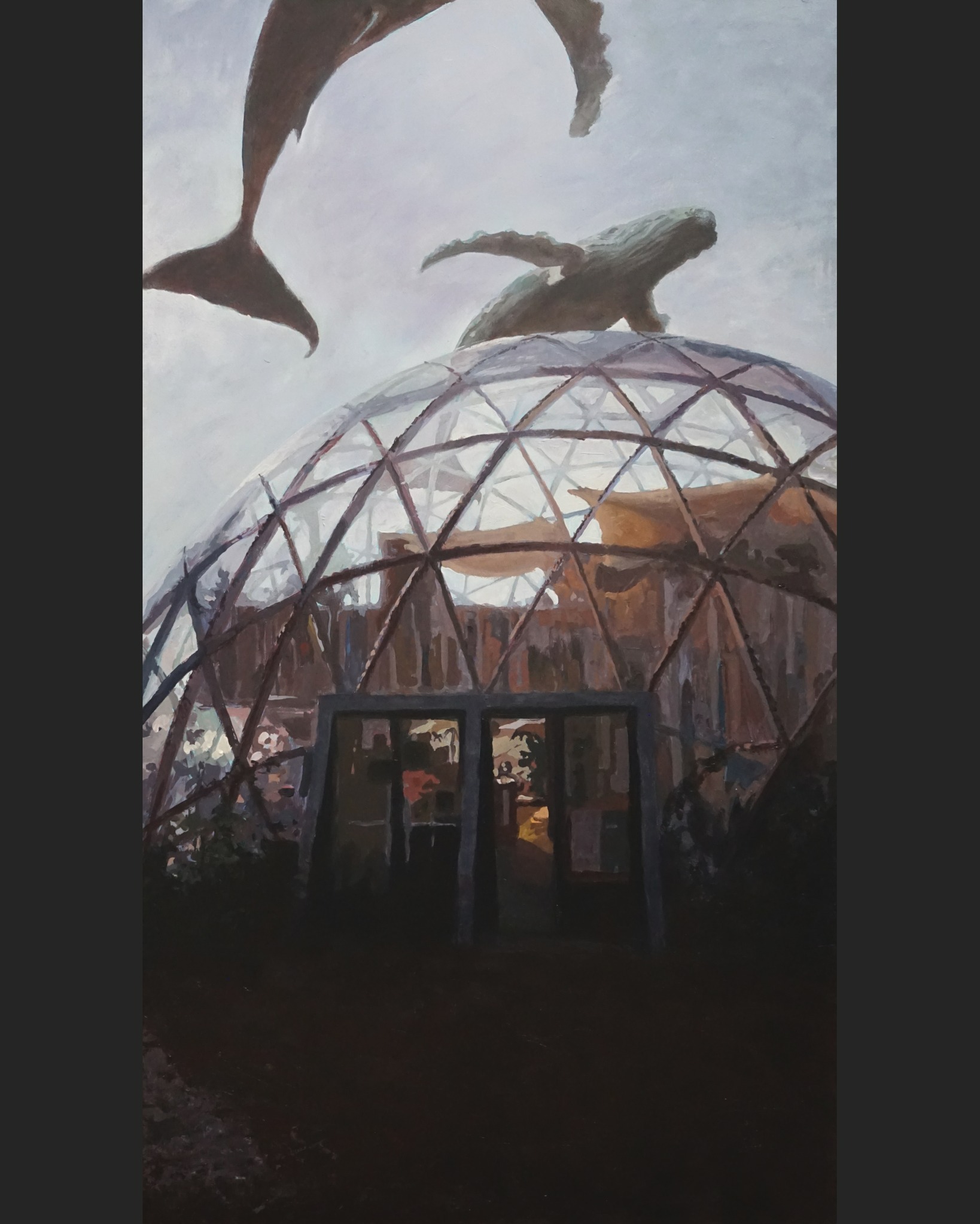James Bell skaber figurative oliemalerier, hvor velkendte danske landskaber og arkitektur nænsomt forvandles til steder, der vækker undren og nysgerrighed. Med afsæt i virkelige steder balancerer værkerne mellem det genkendelige og det uventede og inviterer beskueren til at opleve hverdagen med nye øjne.

Hans malerier kredser om idéen om genfortryllelse – en oplevelse af, at verden er mere mystisk og levende, end den umiddelbart ser ud til. Gennem lys, stemning og subtile fortællinger opløses grænsen mellem virkelighed og fantasi, uden at motivet mister sin forankring i det virkelige.

James arbejder primært i olie og kombinerer friluftsmaleriets direkte iagttagelser med atelierets frihed til at komponere nye fortællinger. Små skjulte detaljer, symboler og stille overraskelser belønner den opmærksomme beskuer og inviterer til at vende tilbage til værkerne igen og igen.

Jammes Bell stand A15, THE ART FAIR kunstforalle 2026 Lokomotivværkstedet Cph. den 02-04 oktober.