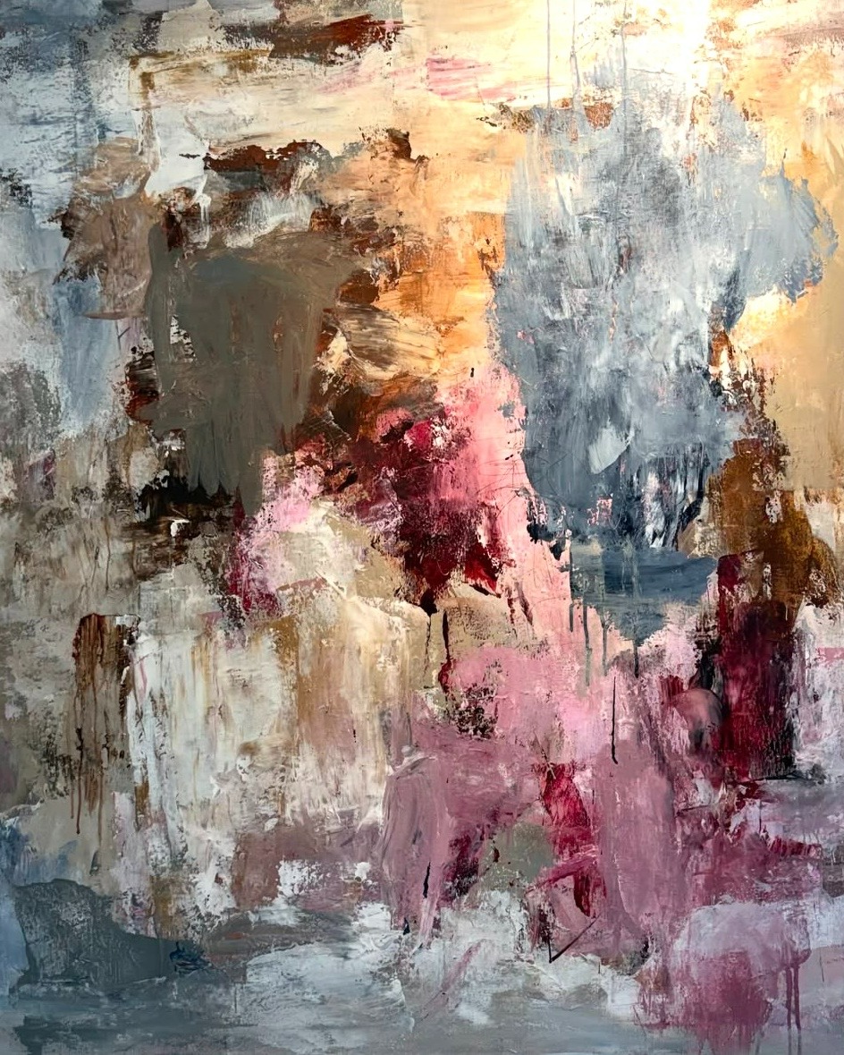 Filica Lysfalk er dansk kunstmaler og driver eget atelier og galleri på Nordhavnen i Helsingør. Det er også her, hun står og maler, så besøgende kan opleve den kreative proces helt tæt på.

Filica er desuden clairvoyant og energiarbejder, og hun bruger sin høje bevidsthed og intuition til at skabe malerier med en særlig energi og dybde.

I sine værker arbejder hun med det abstrakte og ekspressive udtryk, hvor følelser, stemninger og indtryk omsættes direkte til lærredet. Hun ønsker, at beskueren mærker både ro, nysgerrighed og nærvær — og får mulighed for at gå på sin egen indre rejse i mødet med kunsten.

Filica arbejder primært med akryl på lærred, men bruger også kul, pastel og kridt i sine malerier for at skabe dybde og struktur. Hun arbejder både med egne værker og med bestillingsopgaver, hvor kunsten skabes i tæt samspil med kundens ønsker og hjem. Derudover tilbyder hun kunsttryk af udvalgte værker, som sælges i begrænset oplag.

Filica Orkideea Lysfalk B67 THE ART FAIR kunstforalle Lokomotivværkstedet Cph. den 02-04 oktober.