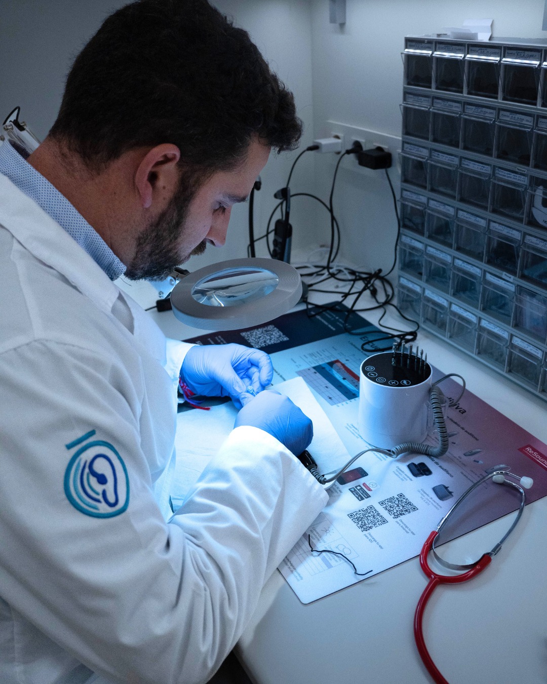 Cuidar els teus audiòfons és cuidar la teva qualitat de vida.

Amb el Mètode Miró no només adaptem, també fem seguiment, manteniment i ajustos perquè tot funcioni com el primer dia. Perquè sentir bé no és cosa d’un moment, és un procés.

MIRÓ CENTRE AUDITIU

📍 C/Torres de Sanui, 19 25006 Lleida
📞 973 049 219
💻 http://www.miroaudiologia.com